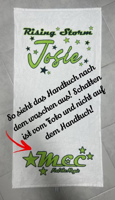 Handtuch MCC - Feel the Magic "PERSONALISIERT" Wähle Dein Team und Namen!